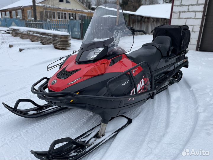 Снегоход BRP Lynx Yeti 59 600ACE