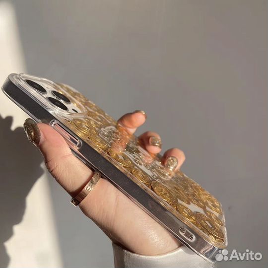 Противоударный чехол на телефон