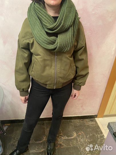 Куртка бомбер демисезонная Bershka 42-48