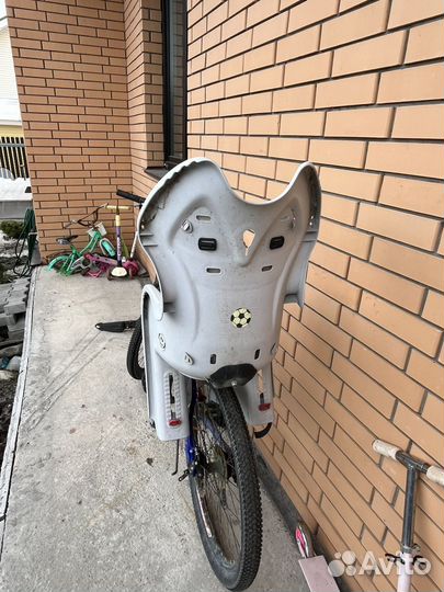 Детское кресло на велосипед