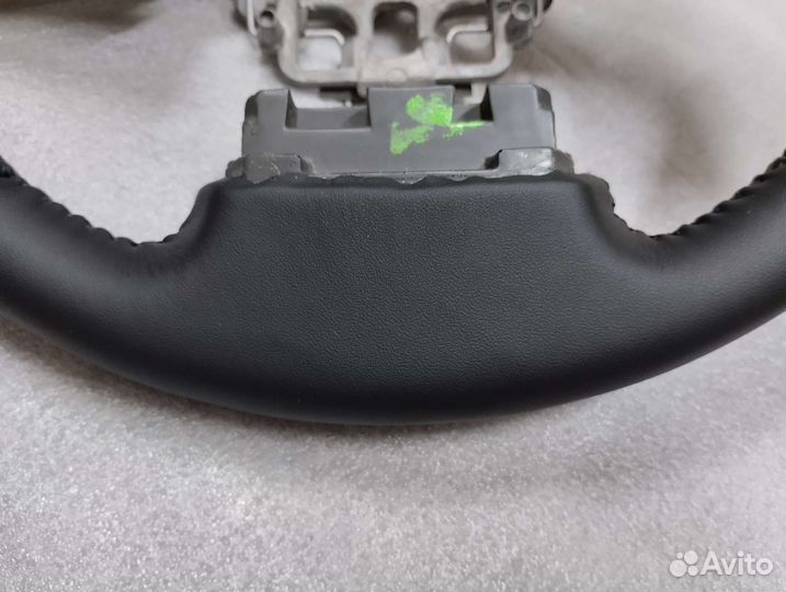 Руль кожаный