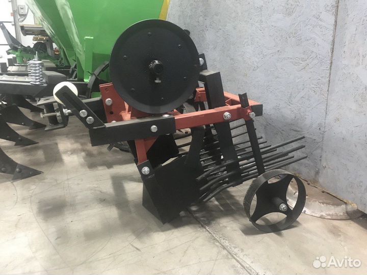 Картофелекопалка для мотоблока км-3