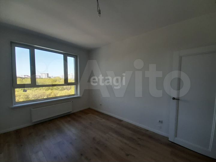 2-к. квартира, 65 м², 10/25 эт.