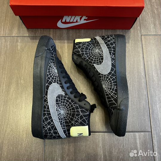 Nike Blazer Mid 77 Spider Web halloween