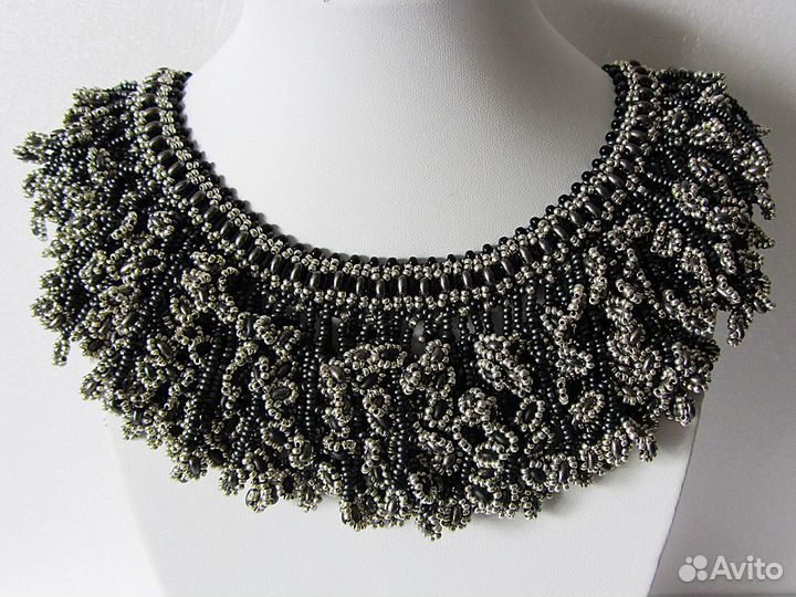 Колье ручной работы в ассортименте