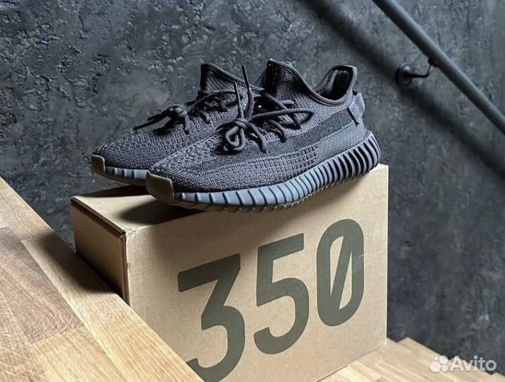 Кроссовки Adidas yeezy boost 350 v2 Black