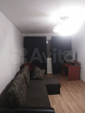 1-к. квартира, 36 м², 4/9 эт.