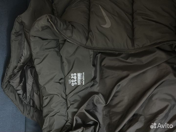 Пуховик nike