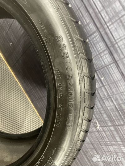 Dunlop SP Sport 2000E 235/45 R17