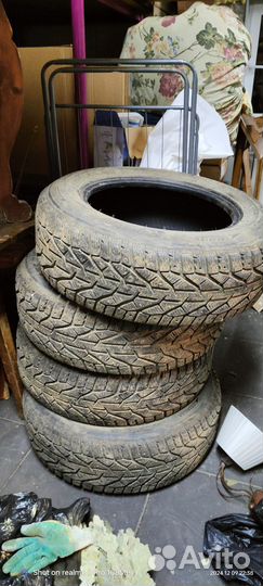 Kormoran SUV Stud 215/65 R16 102T