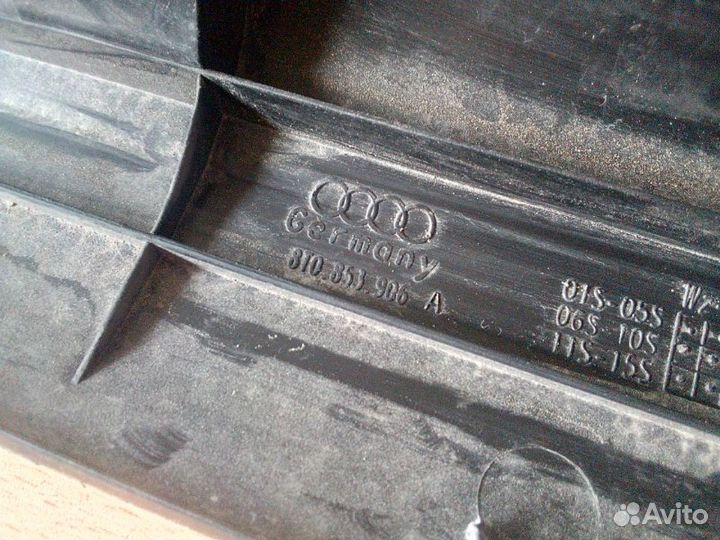 Накладка на порог правая Audi A5 купе 3.2 2008