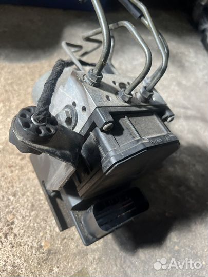 Блок абс е39 005