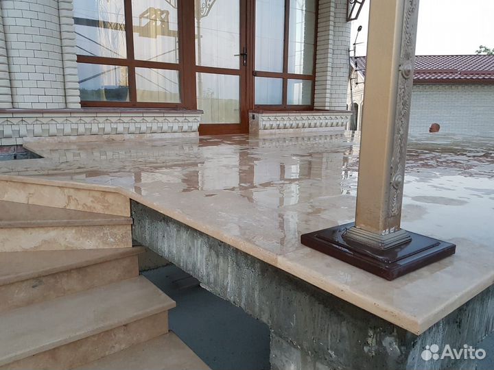 Полы из мрамора, гранита, травертина. Отделка