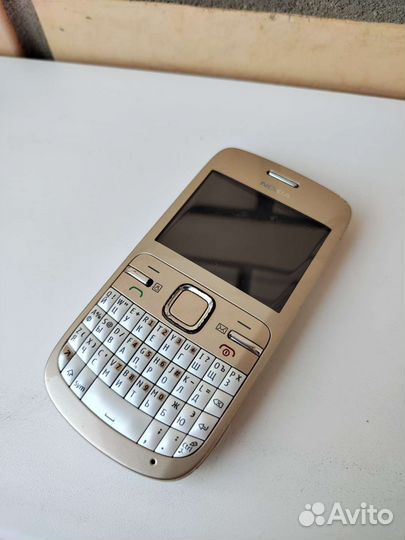 Телефон nokia c3-00