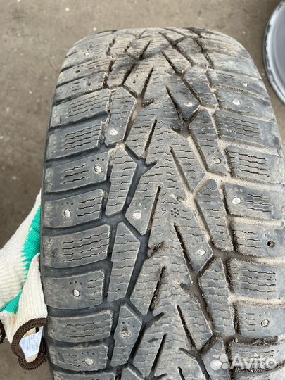 Nokian Tyres Hakkapeliitta 7 225/50 R17 98T