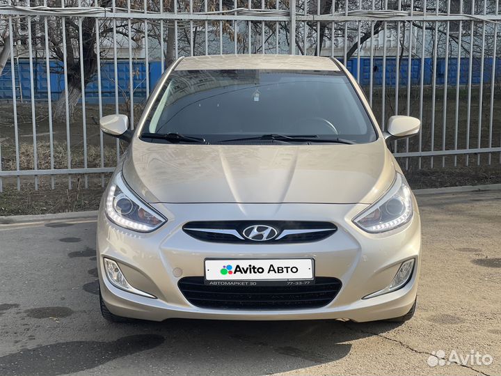 Hyundai Solaris 1.6 AT, 2014, 134 996 км