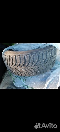 Bridgestone Blizzak Spike-01 185/55 R15 82T