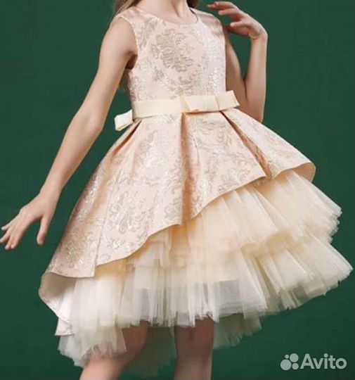 Платье для девочки 122