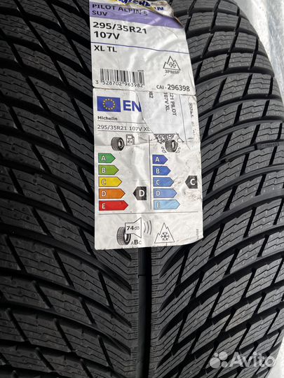 Michelin Pilot Alpin 5 295/35 R21