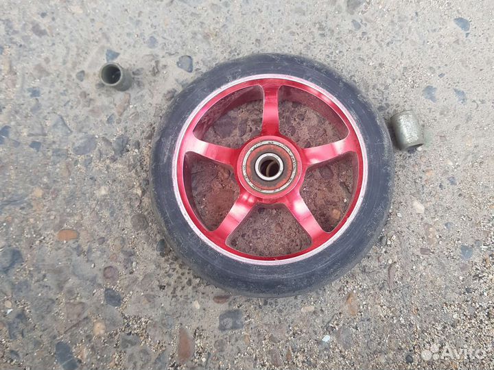 Колесо от самоката