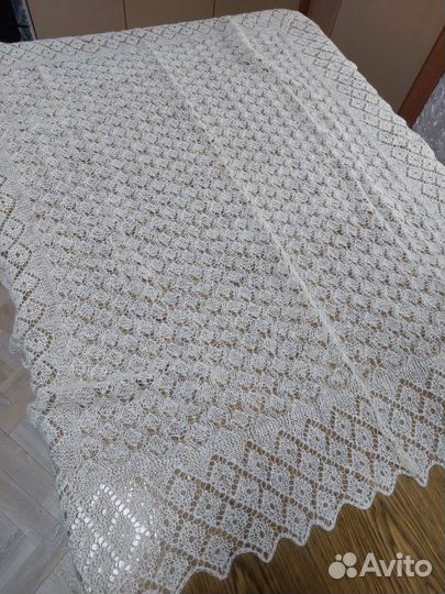 Косынки ручной работы из козьего пуха