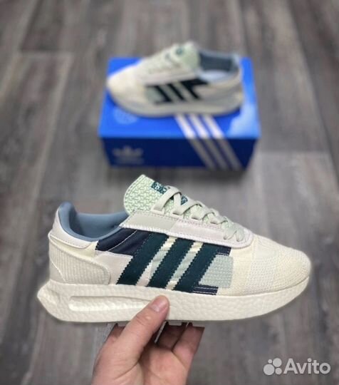 Кроссовки Adidas Retropy e5