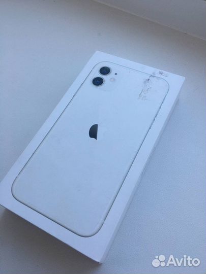Коробка от iPhone 11