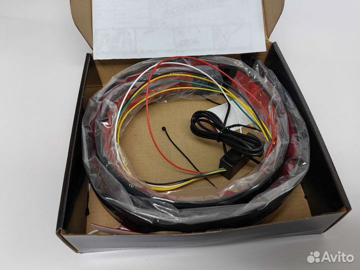 Универсальный спойлер с подсветкой