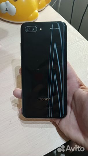 HONOR 10, 6/64 ГБ