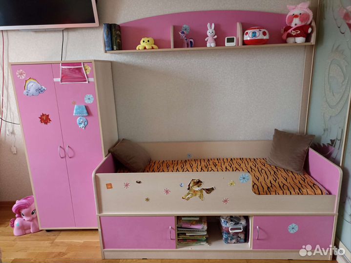 Мебельный гарнитур