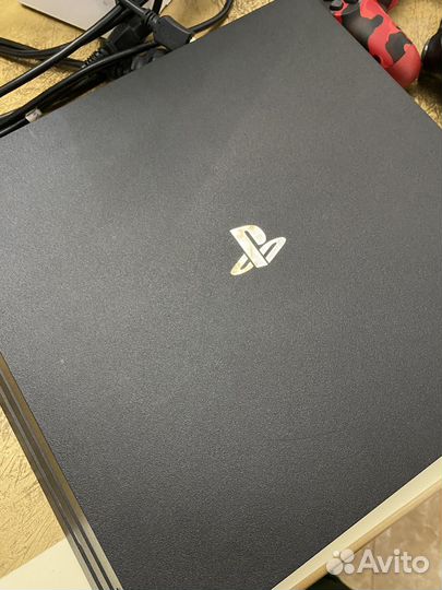 Sony PS4 pro 1tb