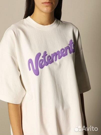 Футболка Vetements