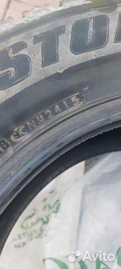 Bridgestone Ice Cruiser 7000 215/65 R16 98T