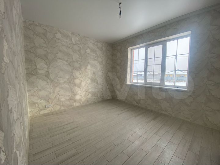 Дом 108 м² на участке 6 сот.