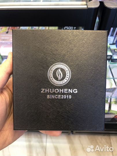 Наручные часы и Зажигалка