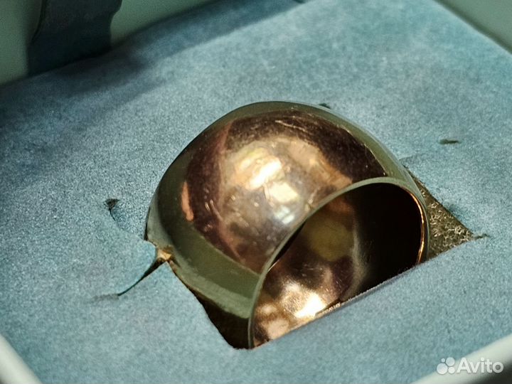 Широкое советское обручальное кольцо