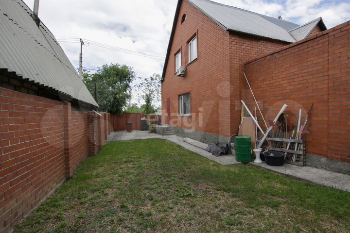 Дом 227,5 м² на участке 7 сот.