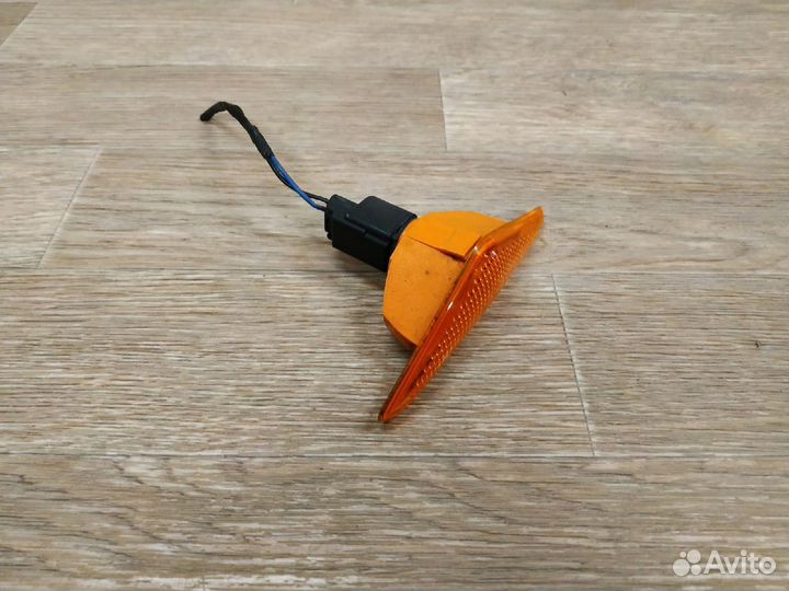 Повторитель указателя поворота Ford Mondeo III