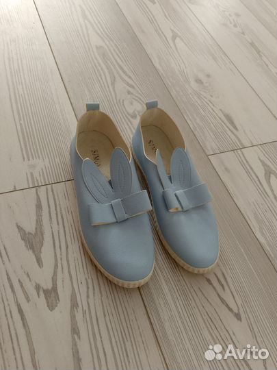 Слипоны женские