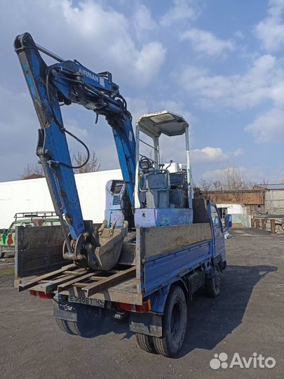 Мини экскаватор