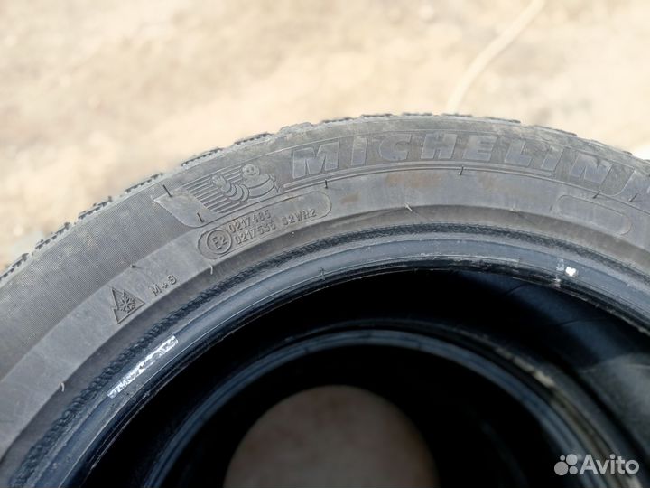 Michelin Agilis 81 Snow-Ice 225/50 R17 25G
