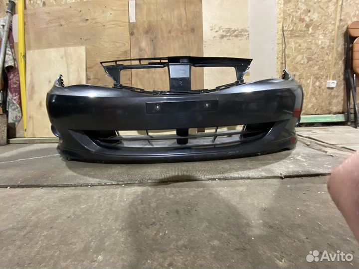 Бампер перний subaru impreza WRX STI
