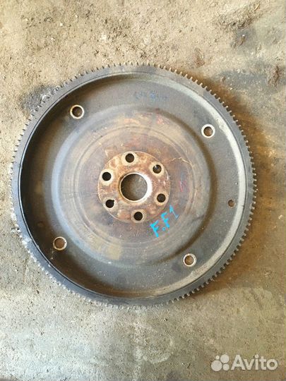 Маховик двигателя (Ford Focus)