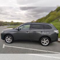 Mitsubishi Outlander 2.4 CVT, 2013, 168 000 км, с пробегом, цена 1 715 000 руб.