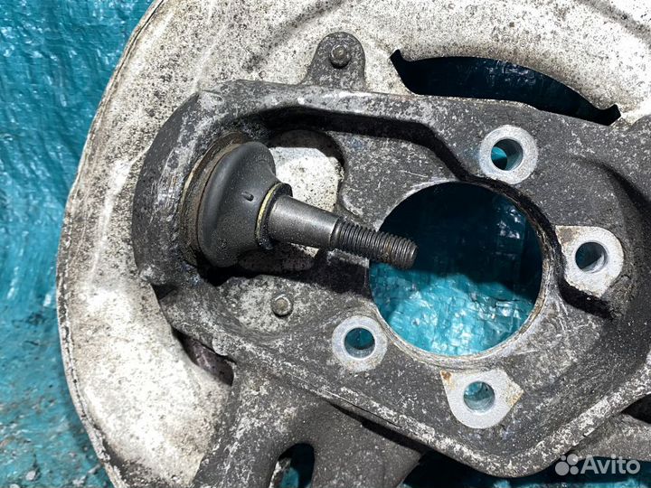 Кулак поворотный передний правый Jaguar XF (X250)