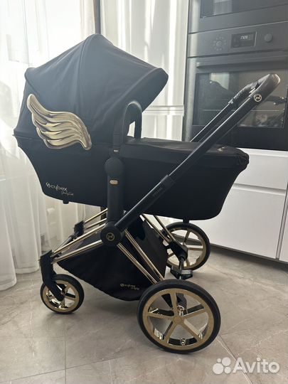 Коляска Cybex Priam by Jeremy Scott 3в1