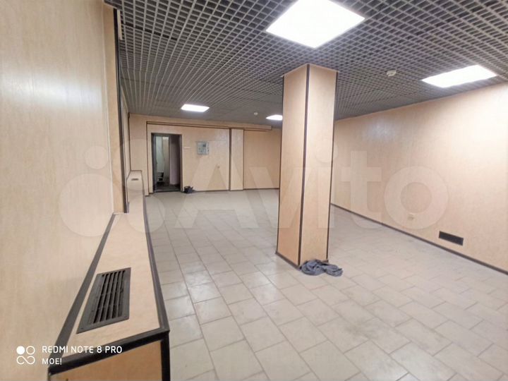 Помещение у метро с 9 годами окупаемости 50.6 м²