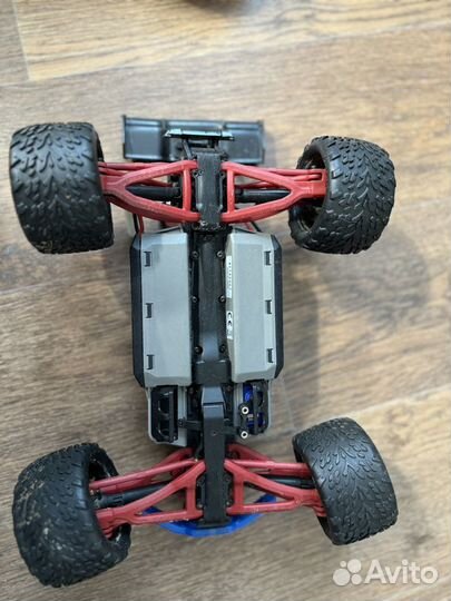 Машина на радиоуправлении Traxxas E-Revo 1/16