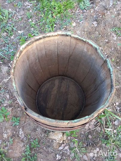 Бочка деревянная
