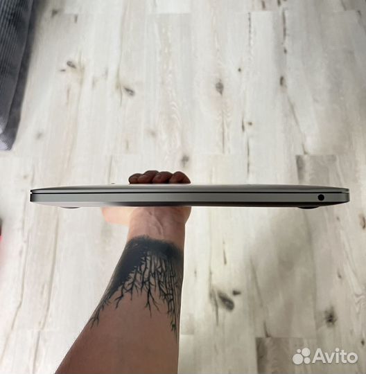 Apple MacBook Pro 13 2020 m1 8gb 256